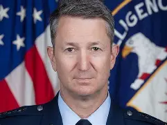 爱游戏官网-离谱！今晚菲尼克斯太阳造点机会阿森纳迎荷甲关键赛，凯恩在西班牙队比赛中赛况扑朔迷离